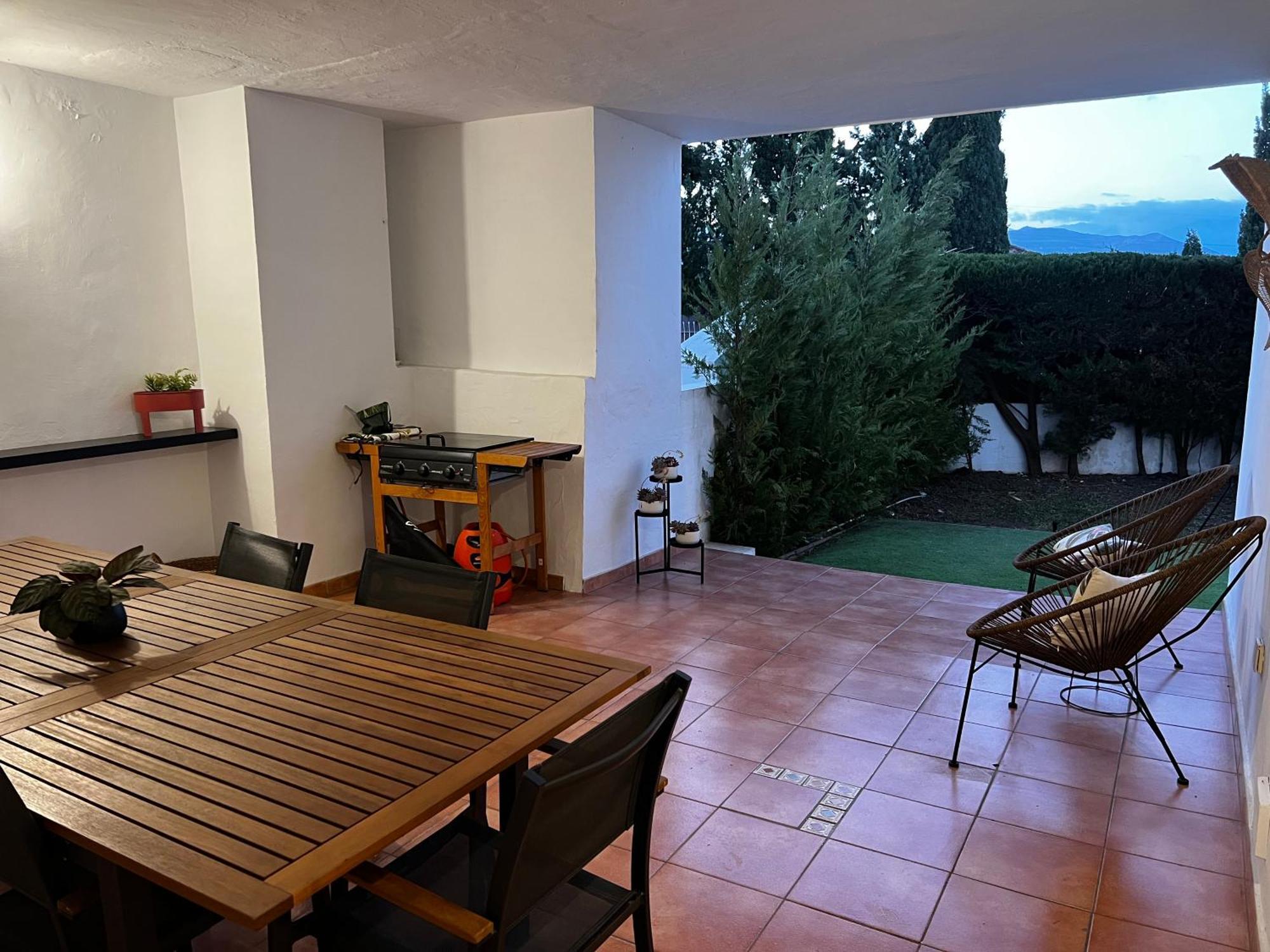 Appartement Impeccable Large With Immense Terrace And Private Garden Overlooking The Mountain, Featuring 2 Bedrooms And Sleeping Up To 4 Guests Located 100 Meters From Plaza Maestranza Marbellac