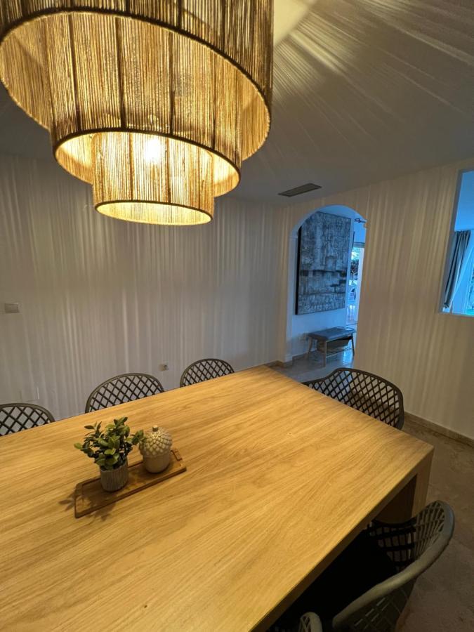 Impeccable Large With Immense Terrace And Private Garden Overlooking The Mountain, Featuring 2 Bedrooms And Sleeping Up To 4 Guests Located 100 Meters From Plaza Maestranza Apartament *